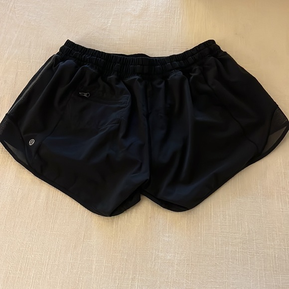 LULULEMON • Hotty Hot black running athletic shorts • Drawstring • Size 8 - Picture 5 of 15